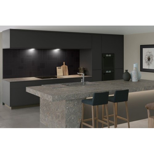 150x320/0.4 Silk Negro Bush-hammered Минеральная поверхность